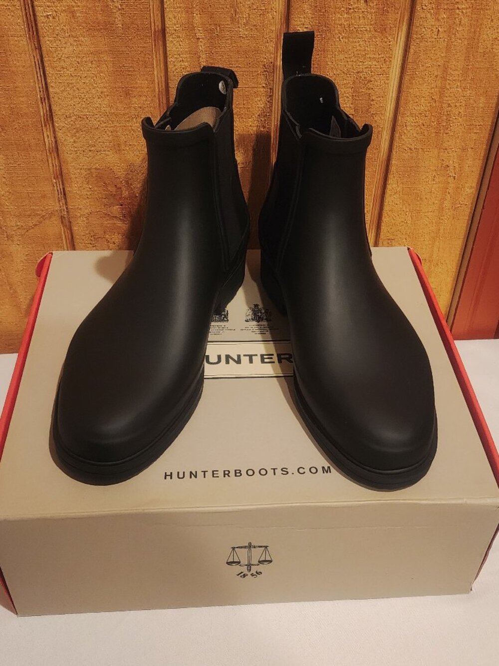 Hunter Men's Refined Slim Fit Waterproof Chelsea Boots Size 9US